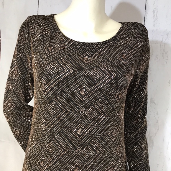 Monroe & Main Dresses & Skirts - Monroe and Main shinny , Size Medium Dress